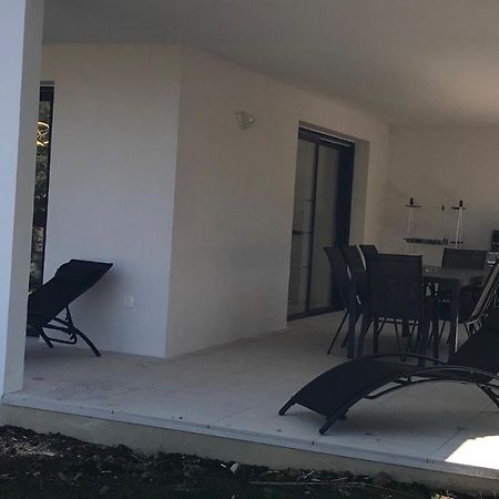 T3 neuf avec Grand Jardin - proche des plages Saint-Cyr-sur-Mer Exterior foto